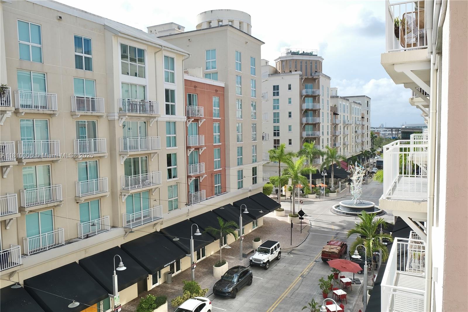 DOWNTOWN DADELAND CONDO N - Residential Lease