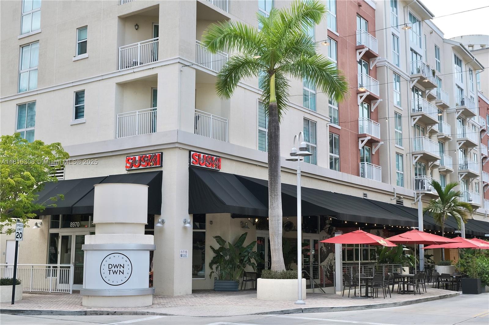 DOWNTOWN DADELAND CONDO N - Residential Lease