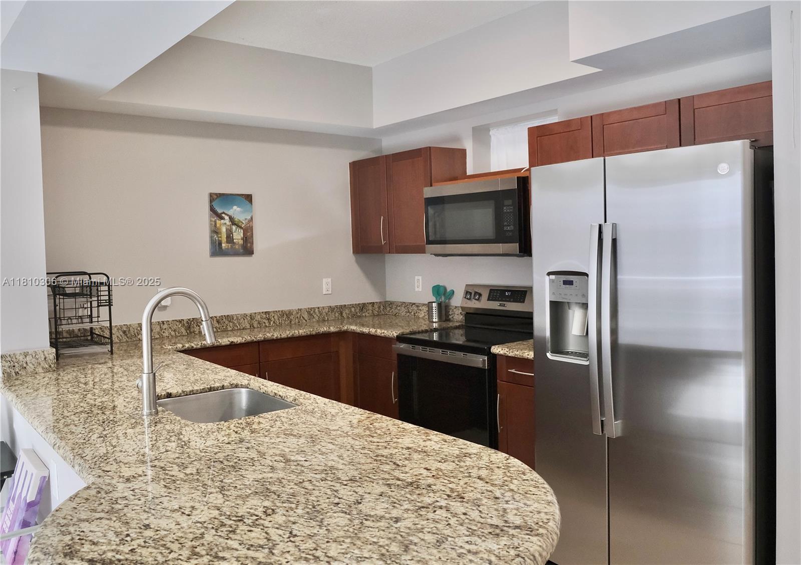 DOWNTOWN DADELAND CONDO N - Residential Lease