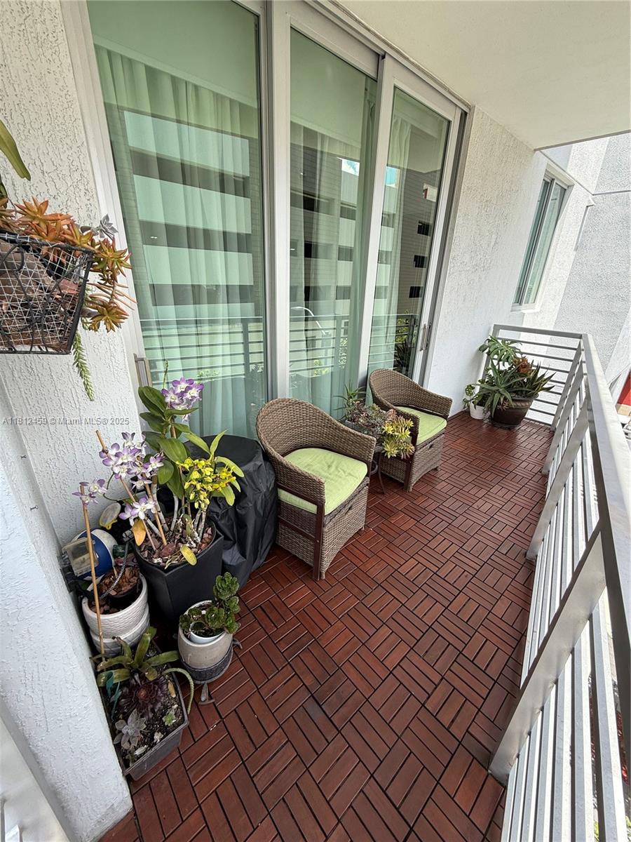 GRAND BAY COMMONS SOUTH - Residential