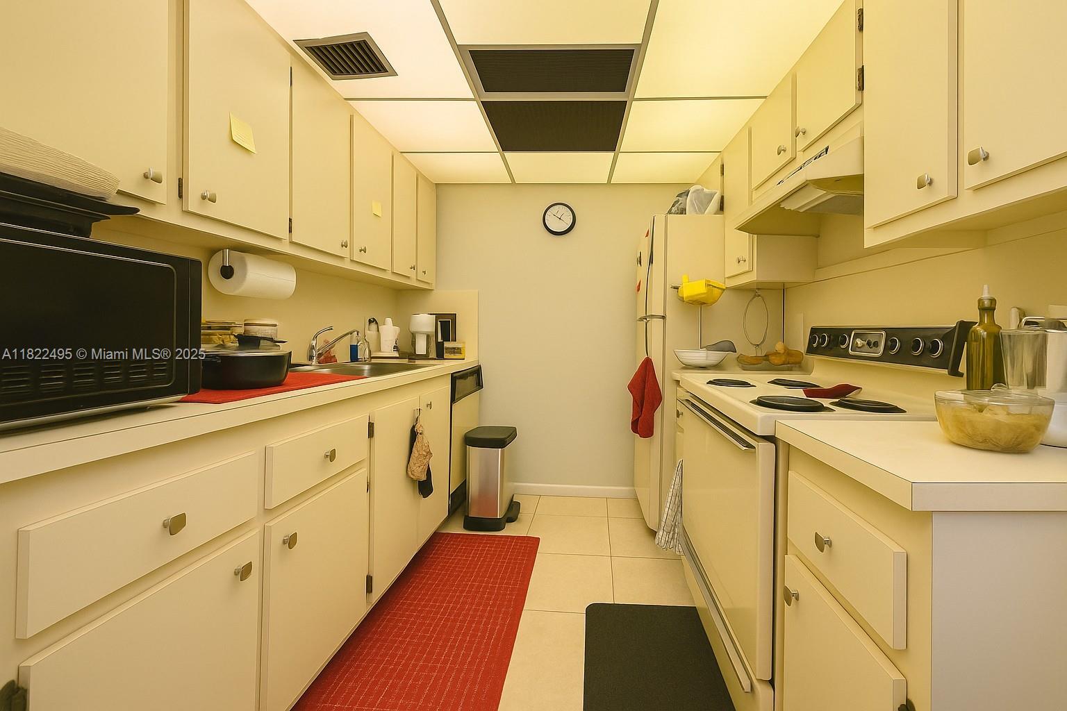 KINGSLEY AT CENTURY VILLA - Residential