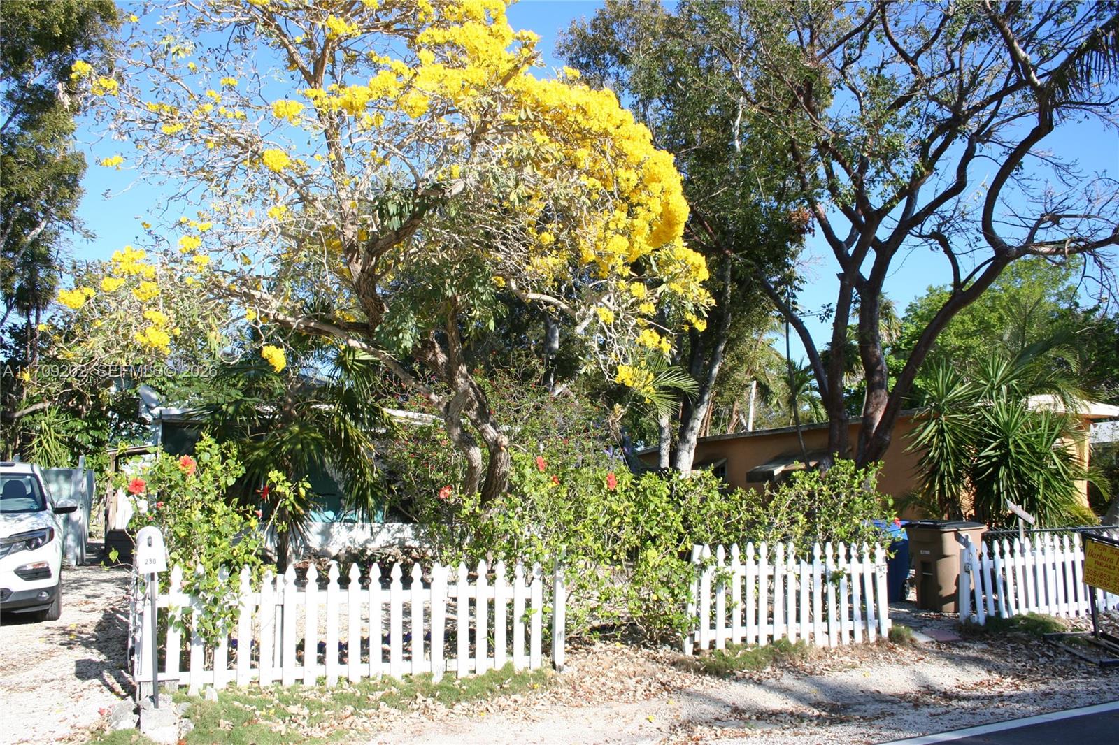 HARRIS OCEAN PARK ESTATES - Residential