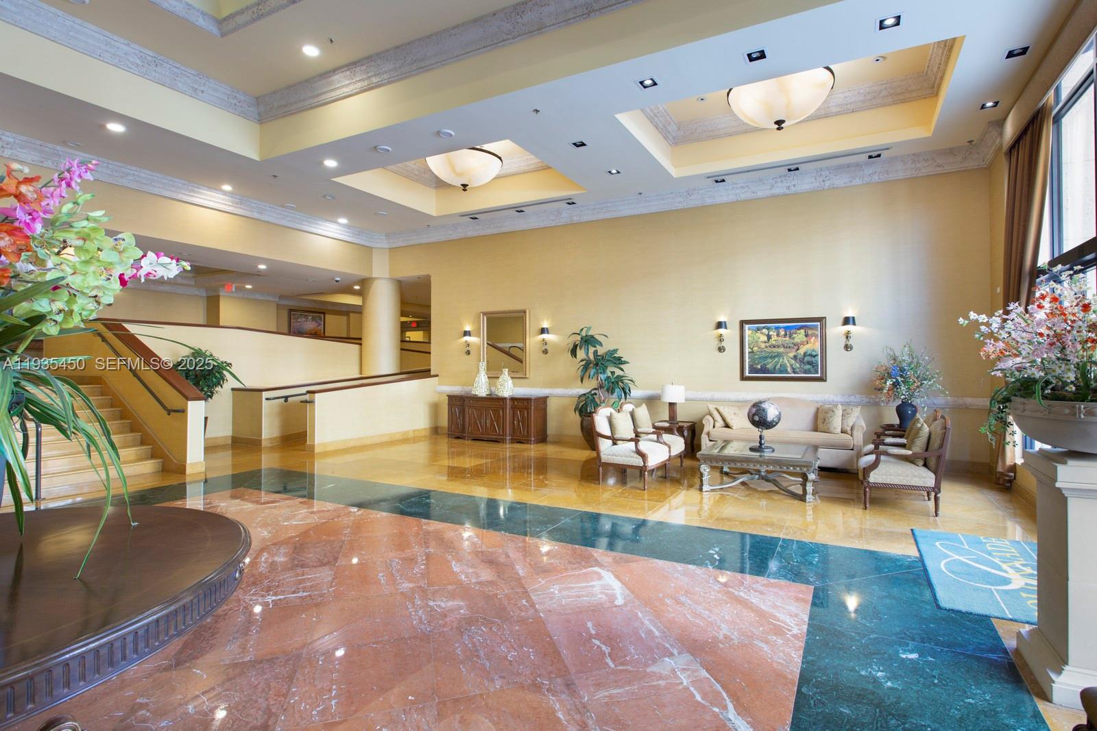 COLONNADE AT DADELAND SW - Residential