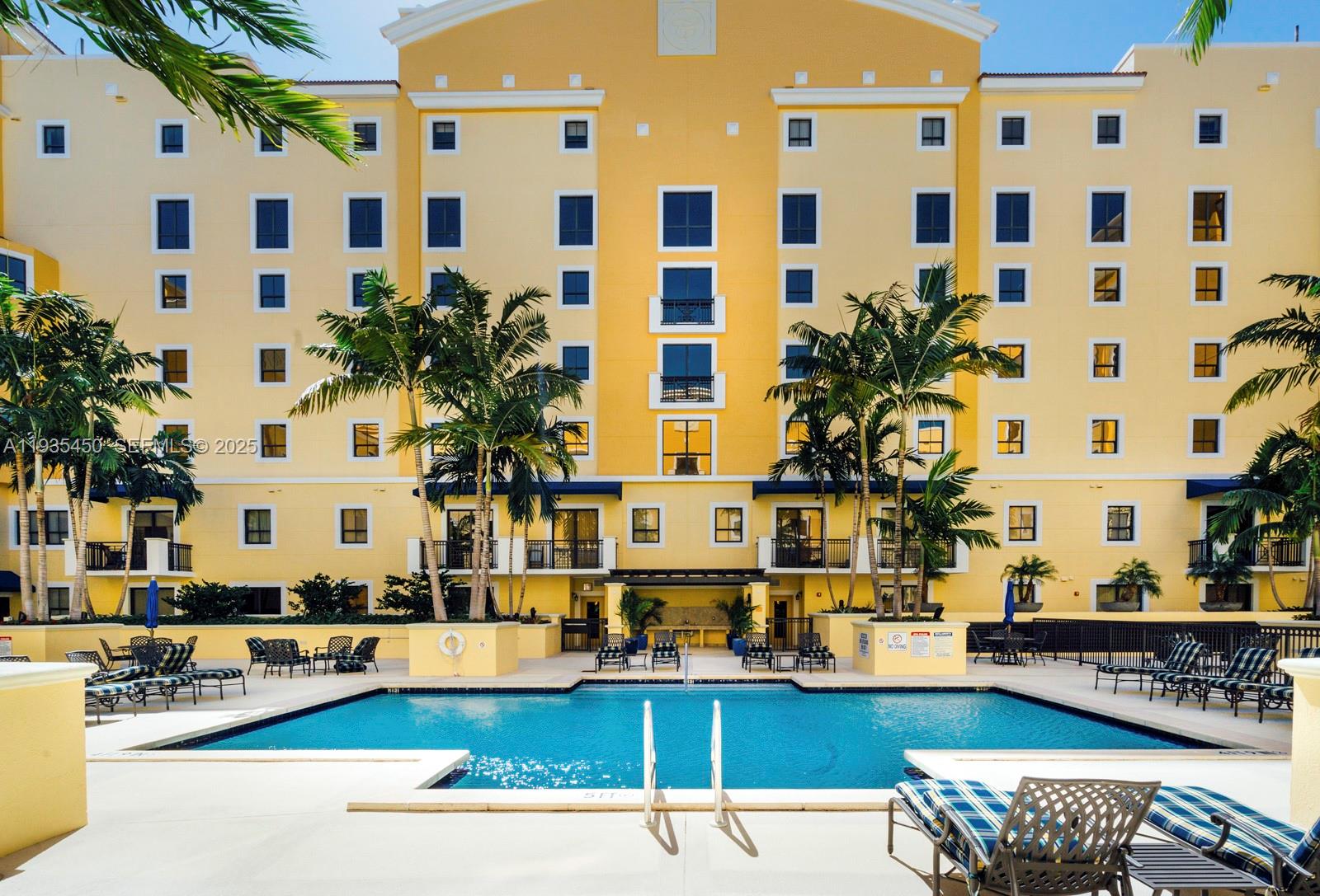 COLONNADE AT DADELAND SW - Residential
