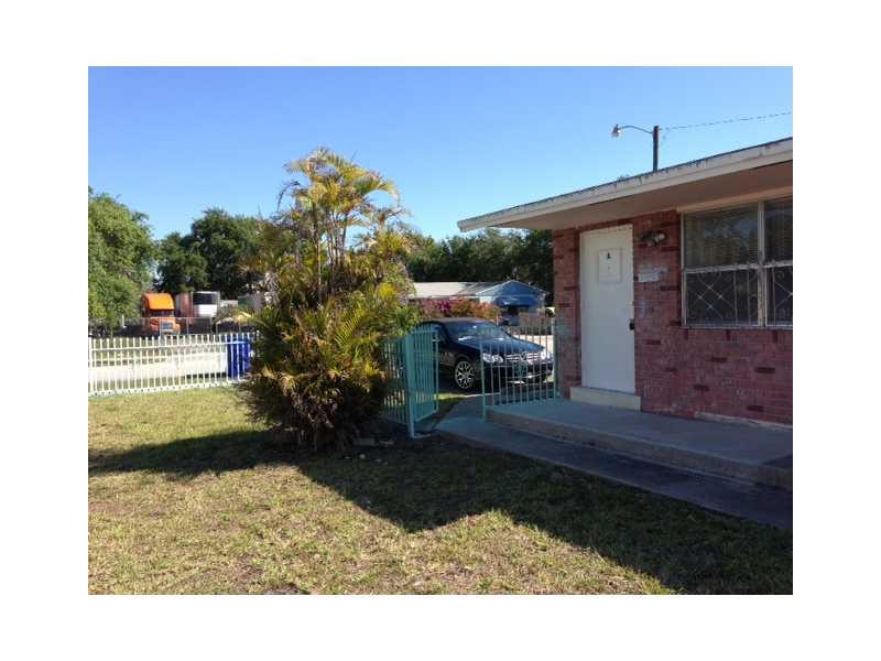 MIAMI GARDENS ESTATES 22- - Residential Lease