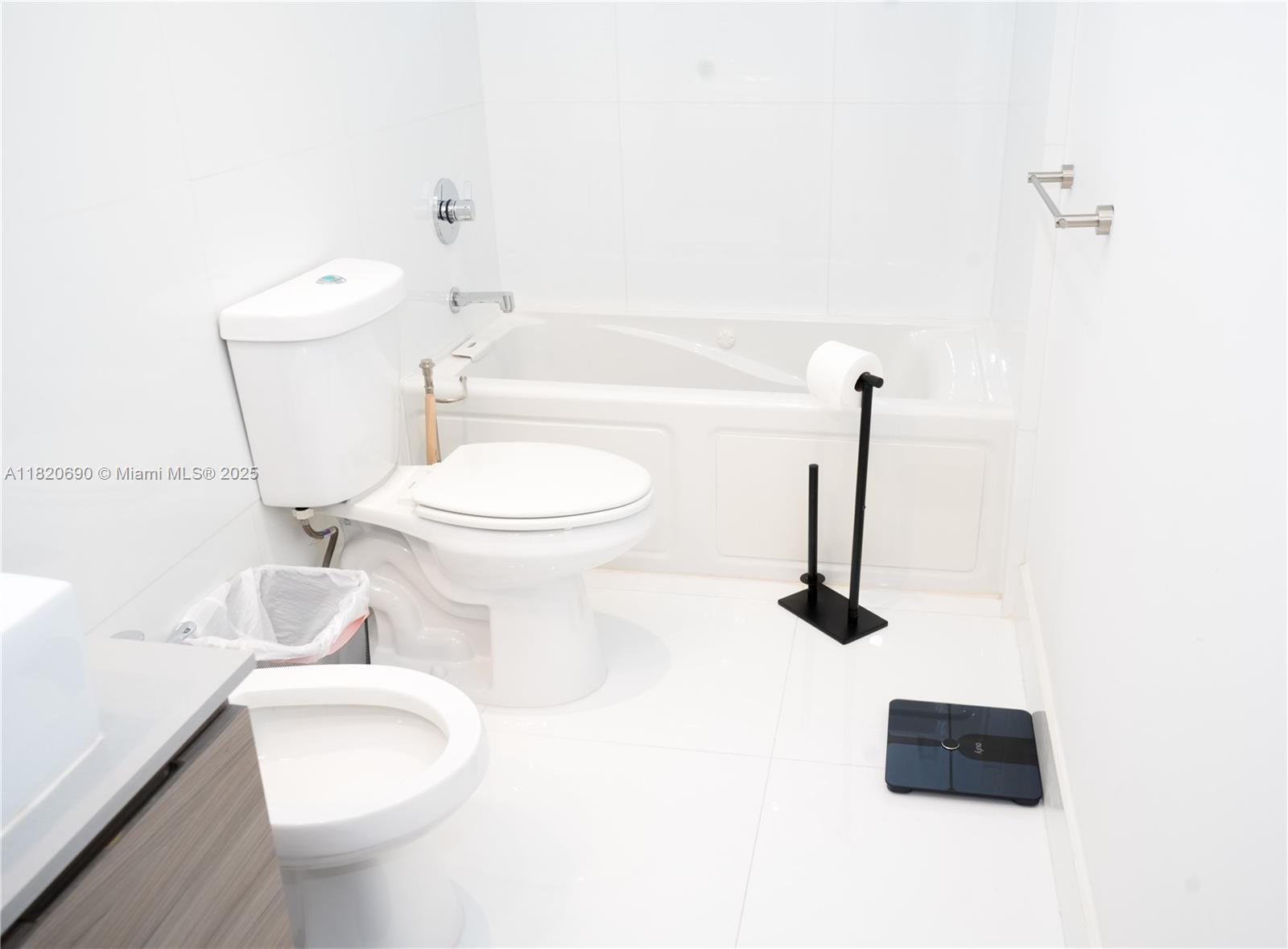 CHAS M MUNDYS SUB - Residential