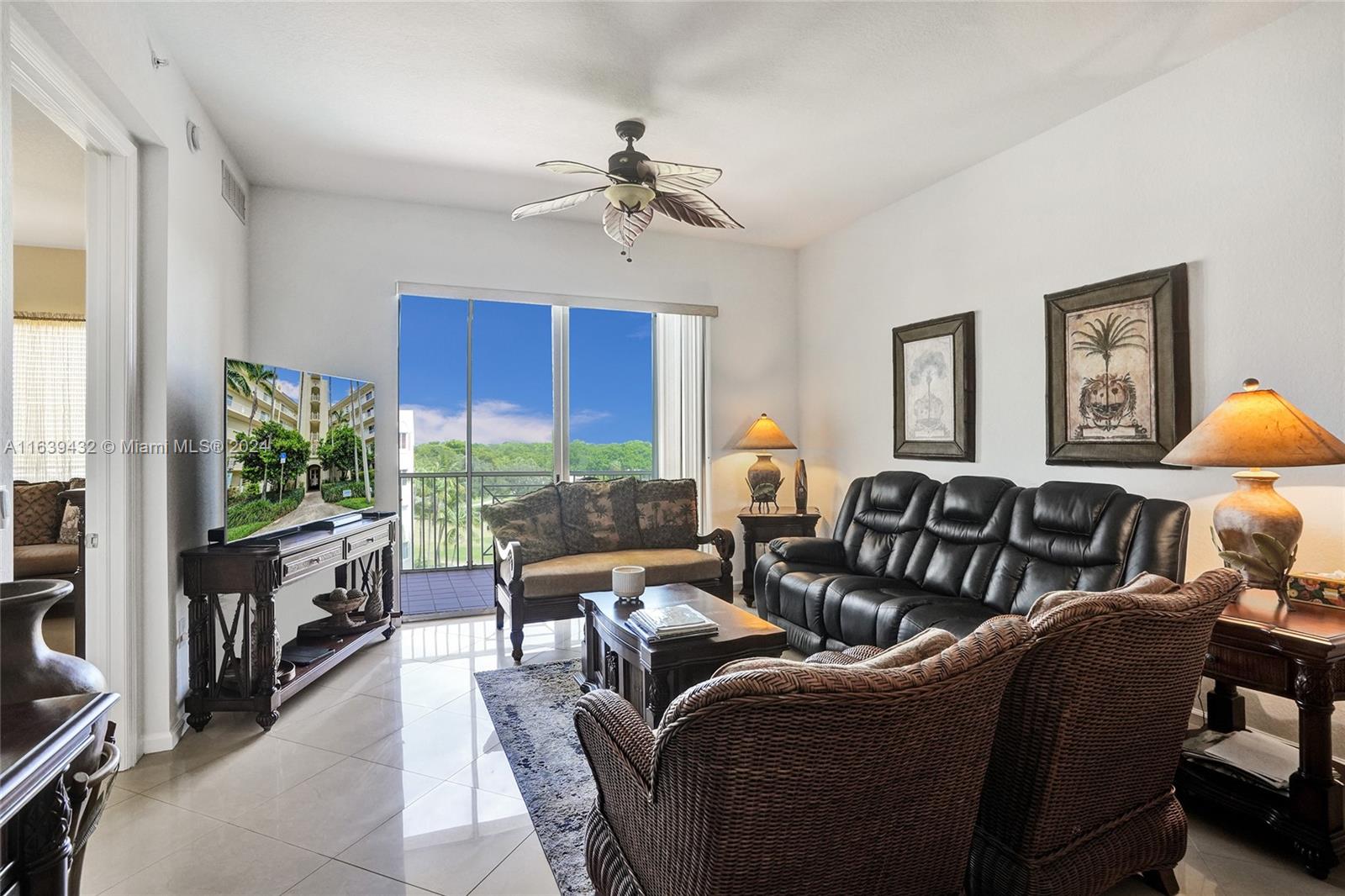 ROYAL POINT AT PALM AIRE - Residential
