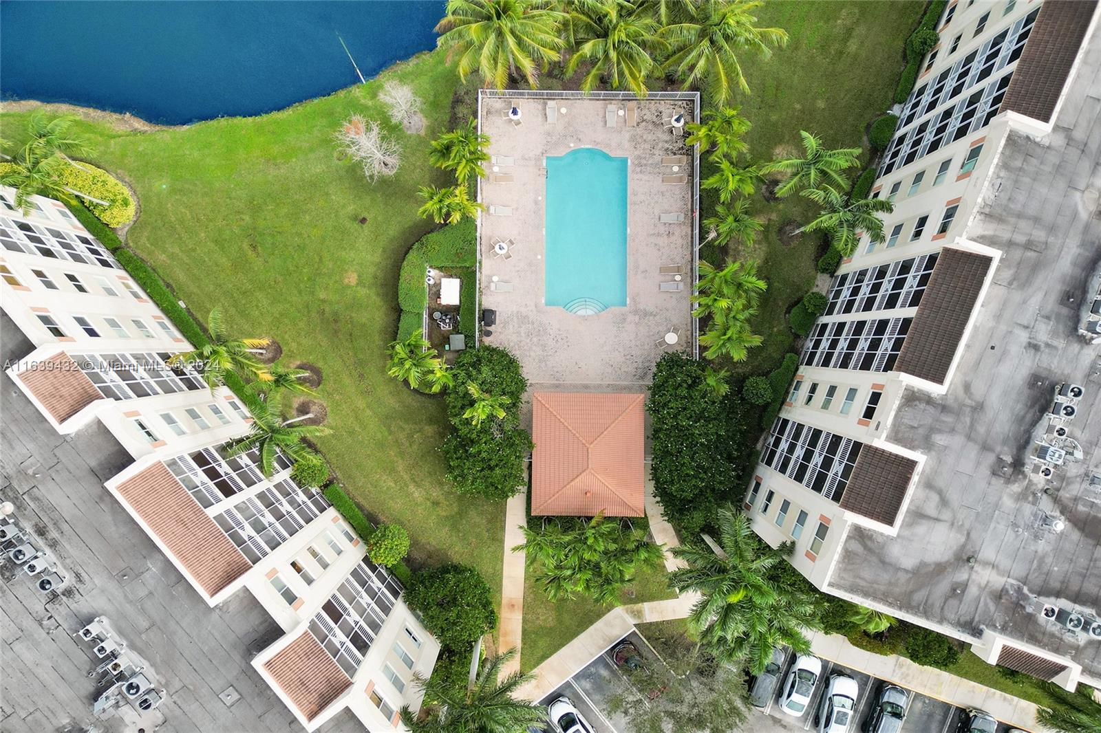 ROYAL POINT AT PALM AIRE - Residential