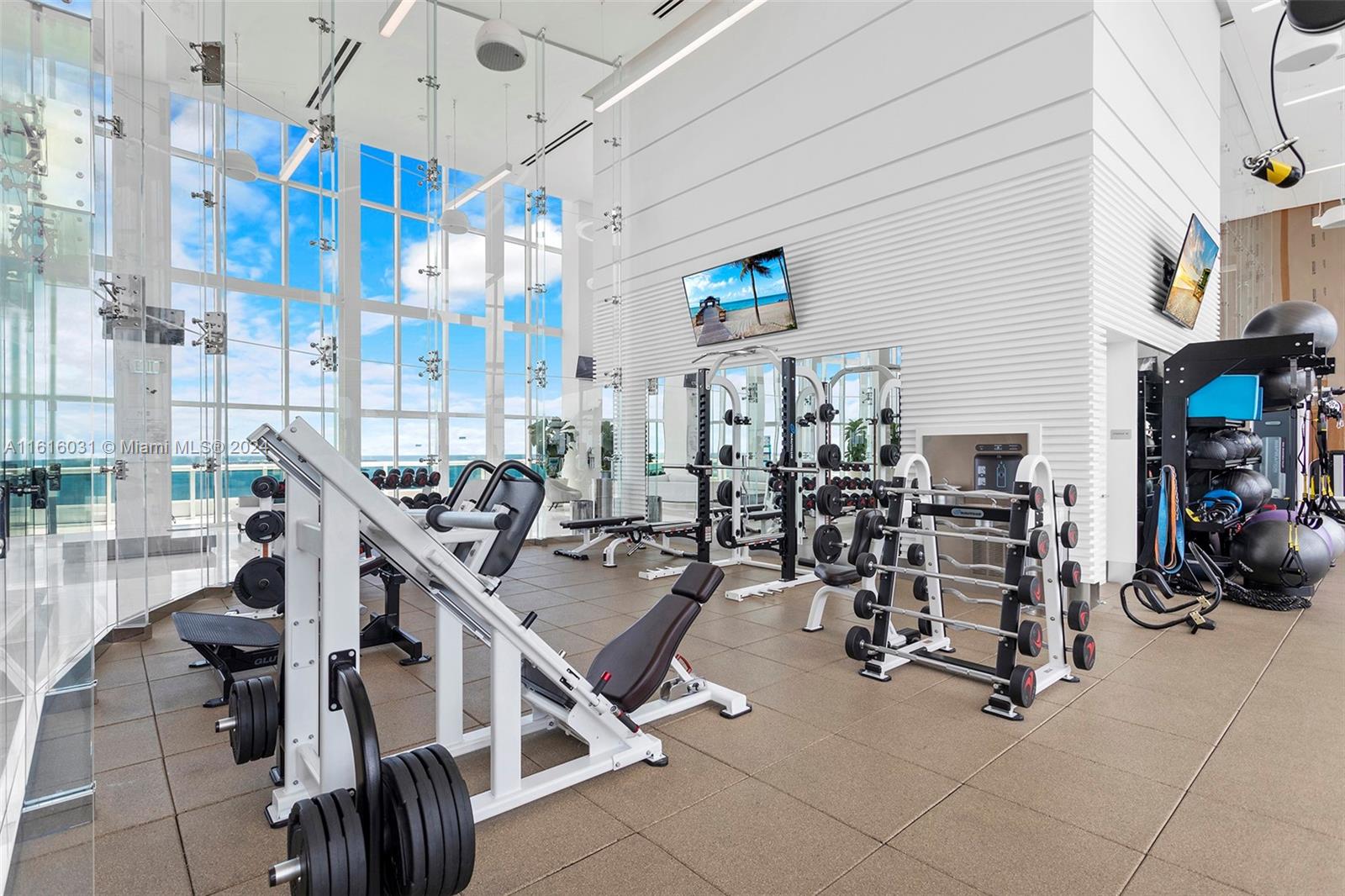 SANTA MARIA CONDO - Residential