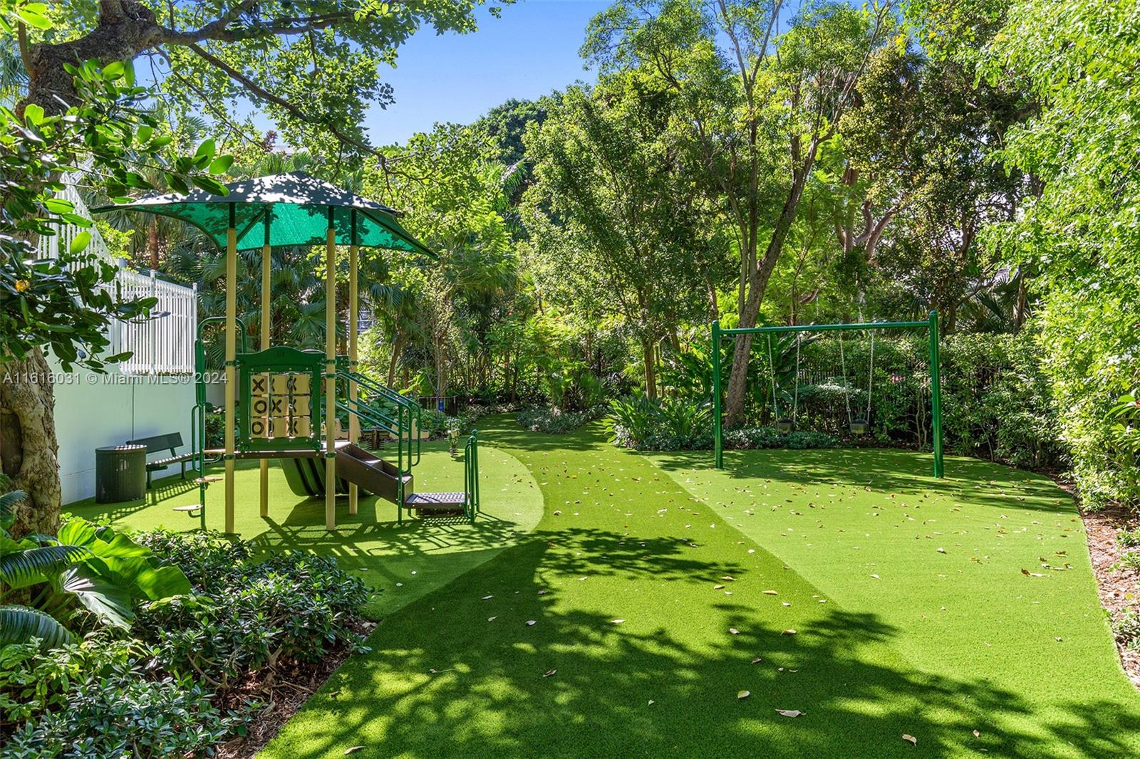 SANTA MARIA CONDO - Residential