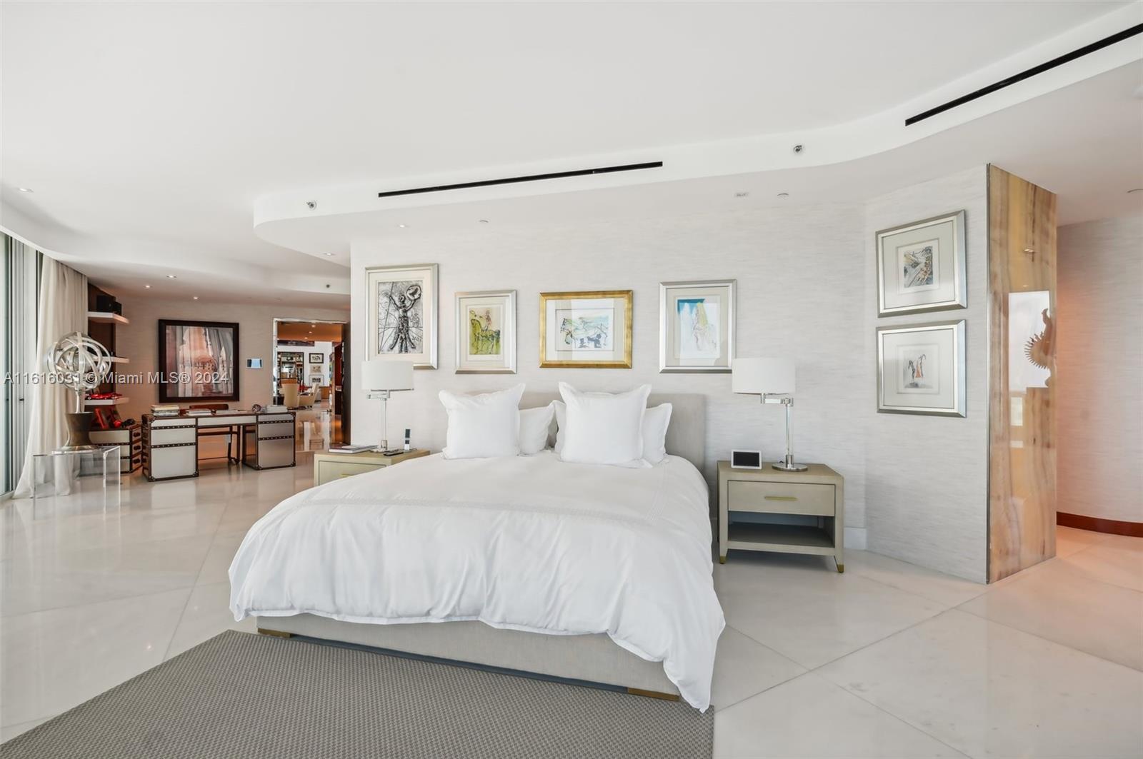 SANTA MARIA CONDO - Residential