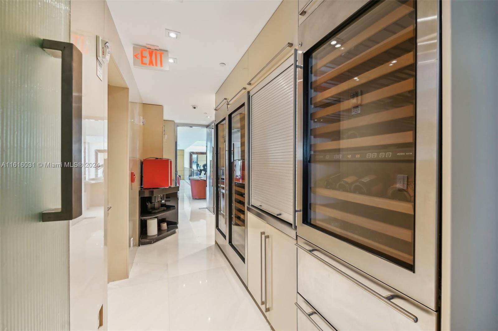 SANTA MARIA CONDO - Residential