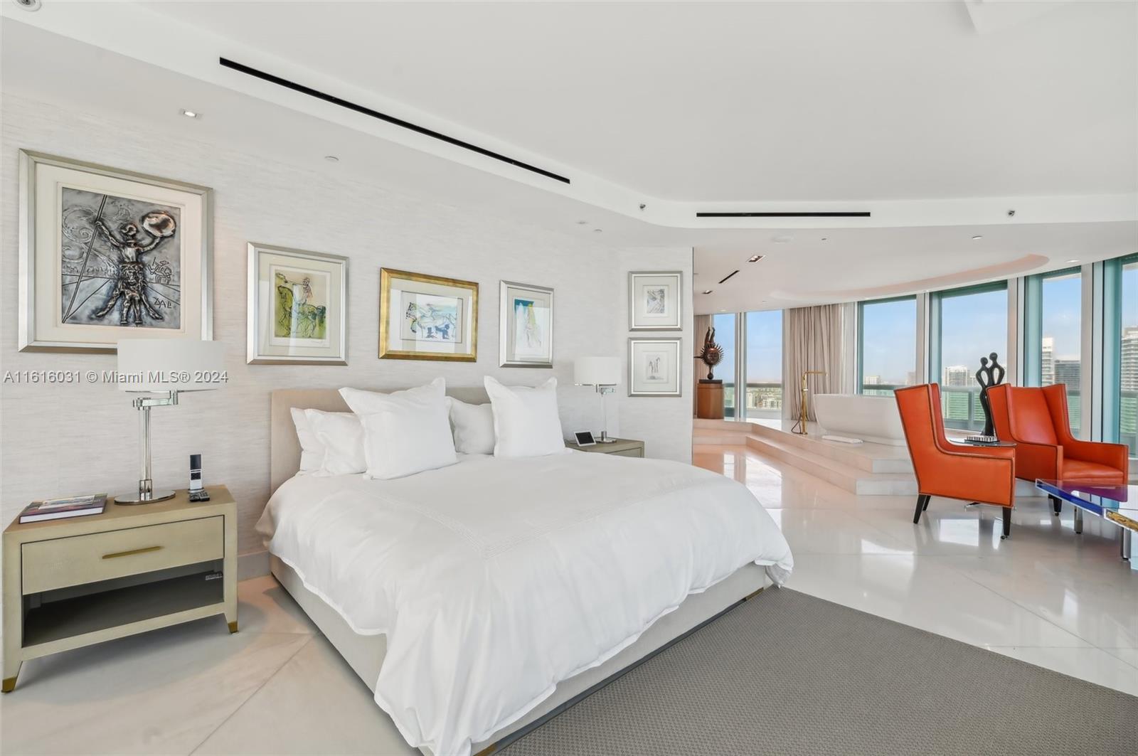 SANTA MARIA CONDO - Residential