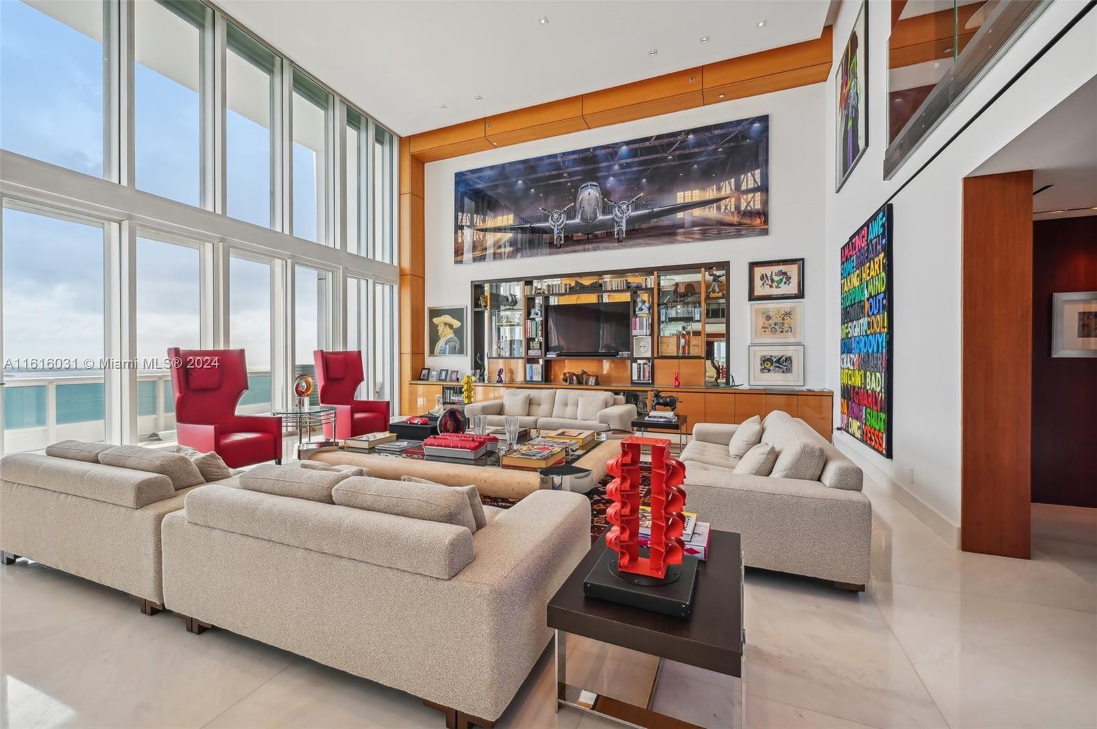SANTA MARIA CONDO - Residential