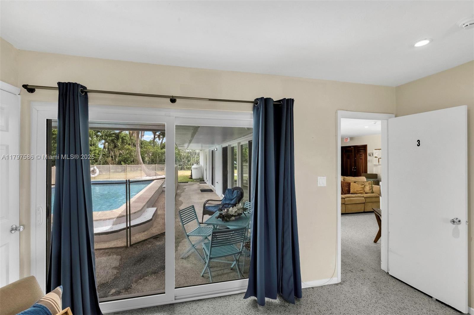 SNAPPER CREEK PARK UNIT N - Residential