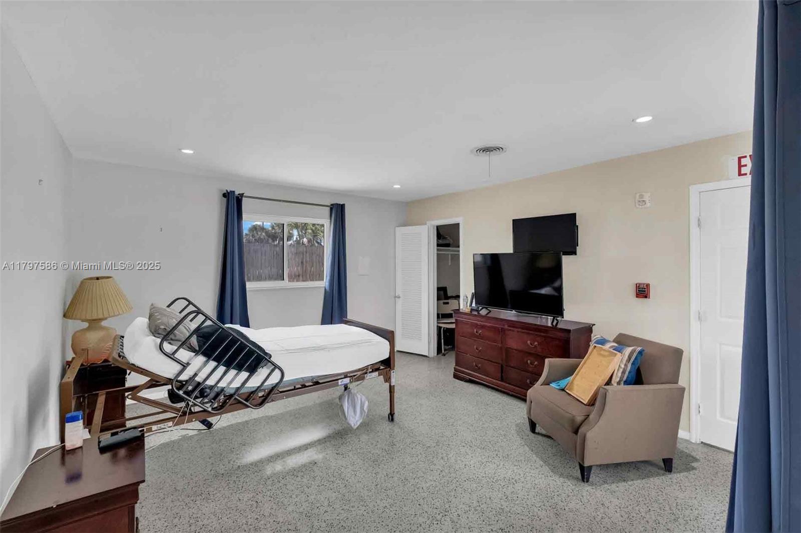 SNAPPER CREEK PARK UNIT N - Residential
