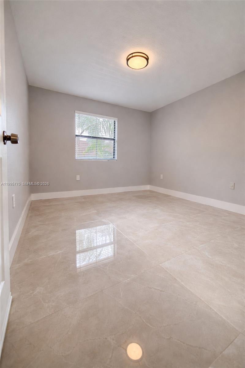 BISCAYNE BEACH CLUB CONDO - Residential Lease