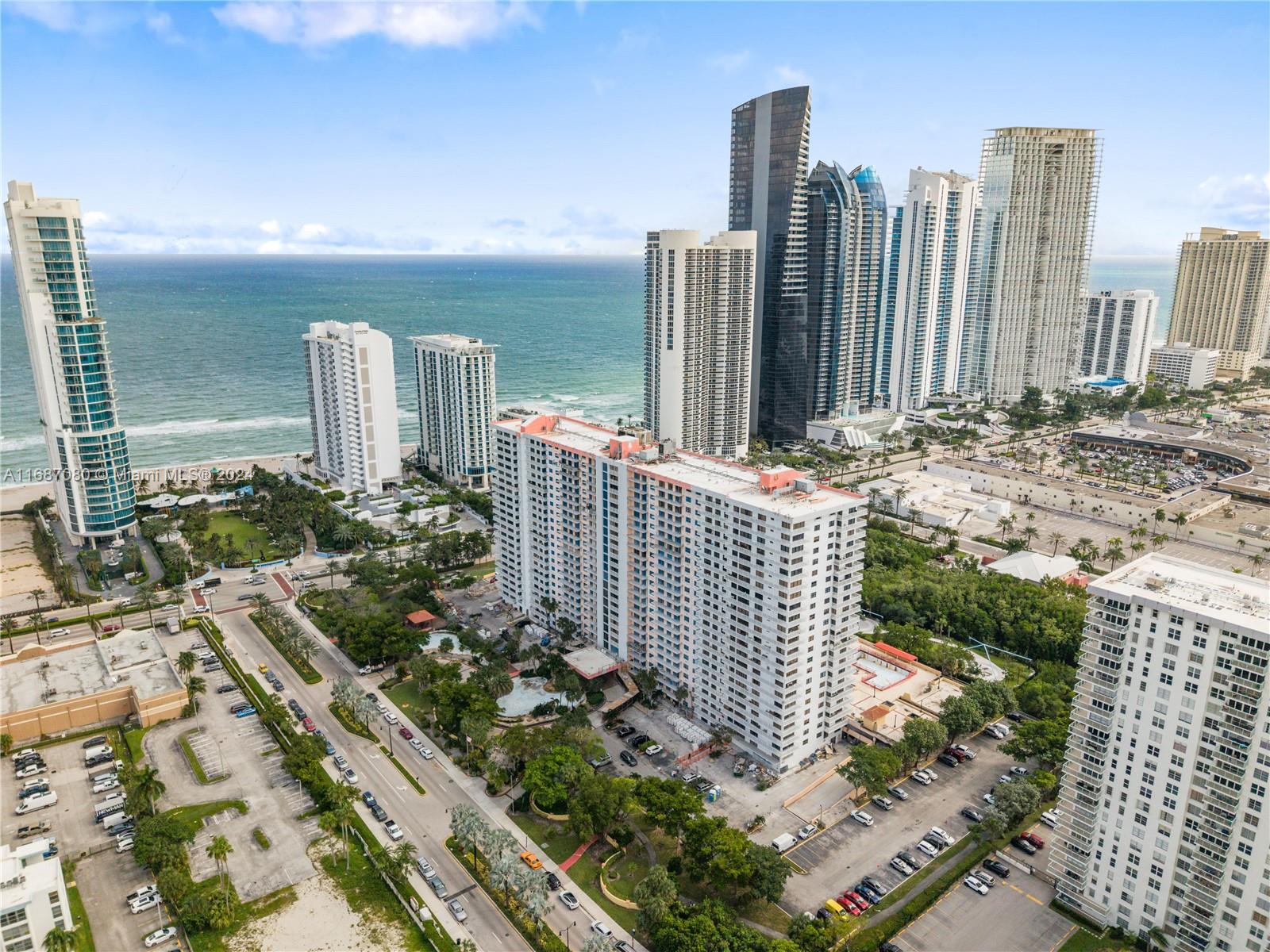 WINSTON TOWERS 600 CONDO - Residential