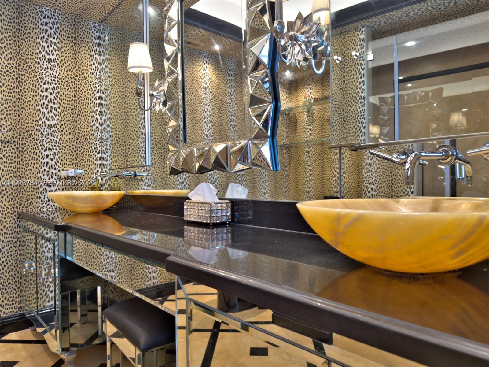 OLYMPUS CONDO PHASE - Residential