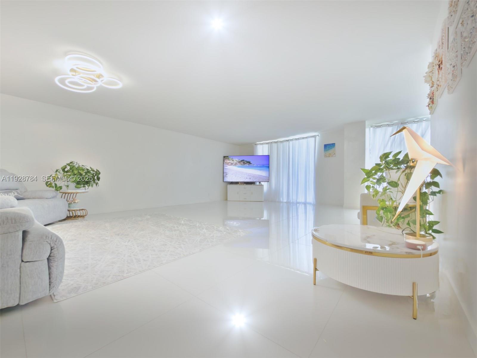 OLYMPUS CONDO PHASE - Residential