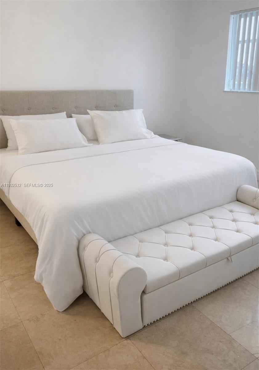 BAYVIEW POINT SOUTH CONDO - Residential