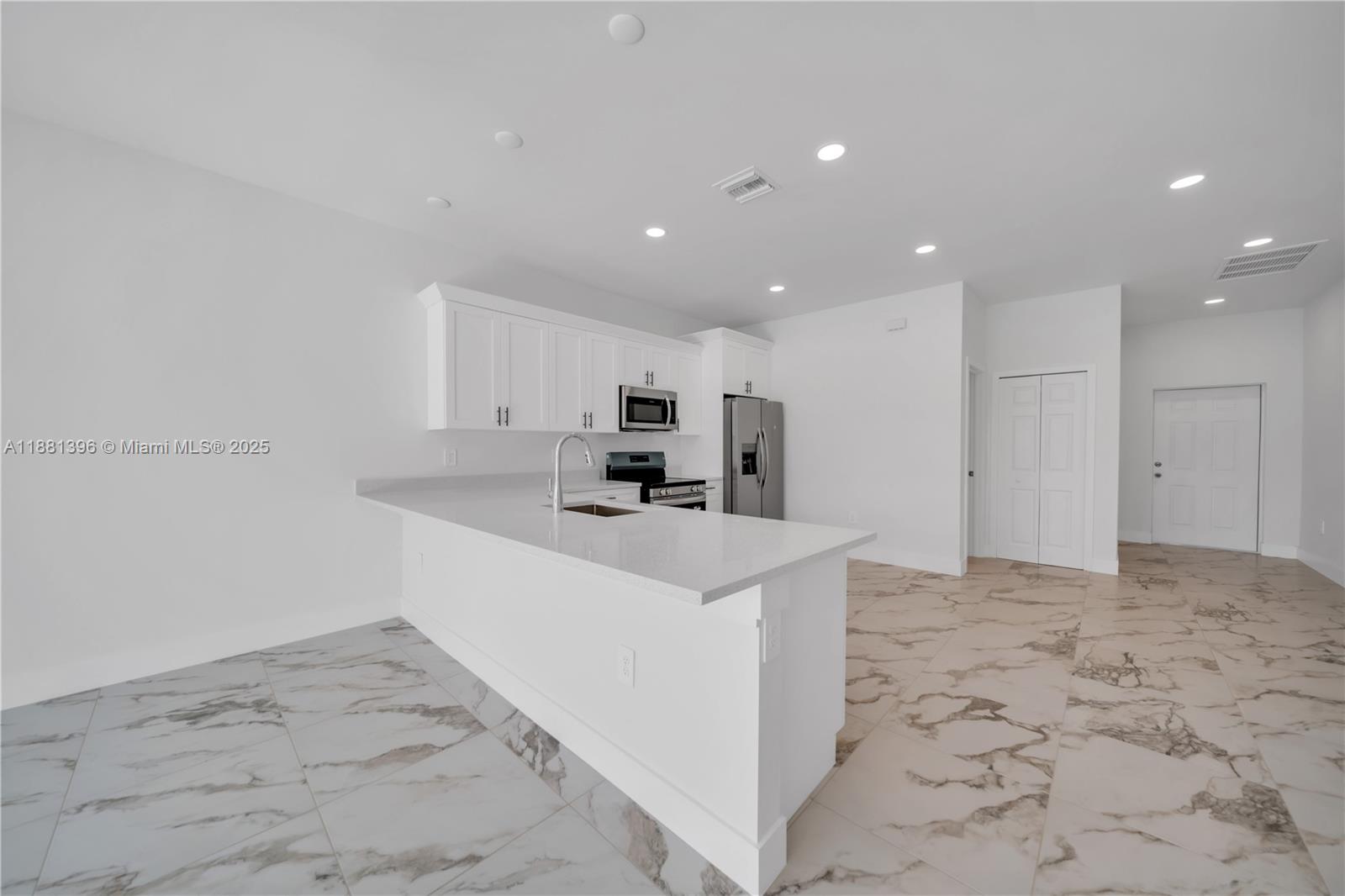 lehigh acres - Residential Income