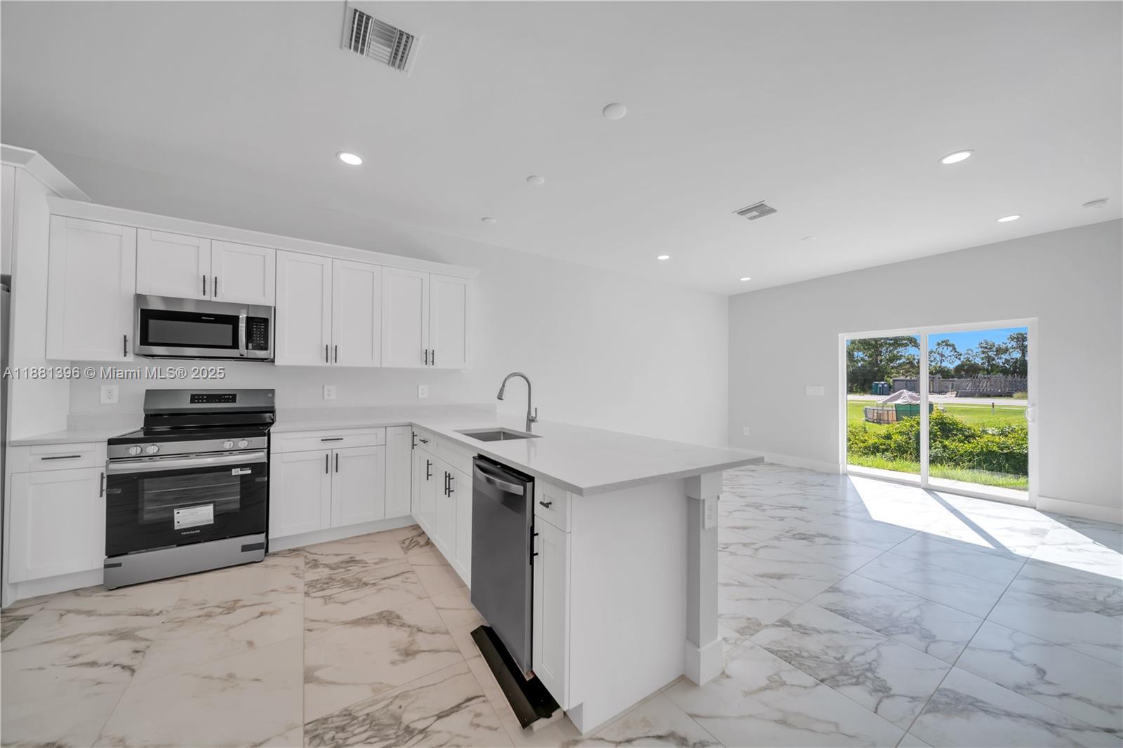 lehigh acres - Residential Income