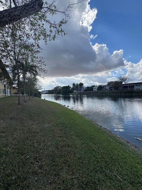 15480 SW 82nd Ln 228 Miami FL 33193