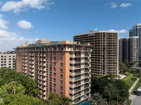 2951 S Bayshore Dr 717 Miami FL 33133