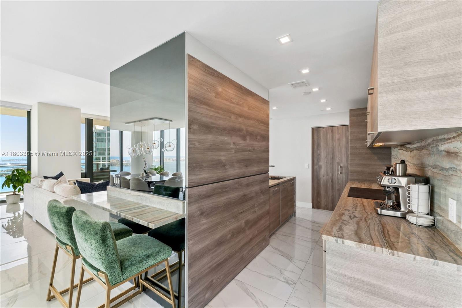 PARAISO BAY CONDO - Residential Lease