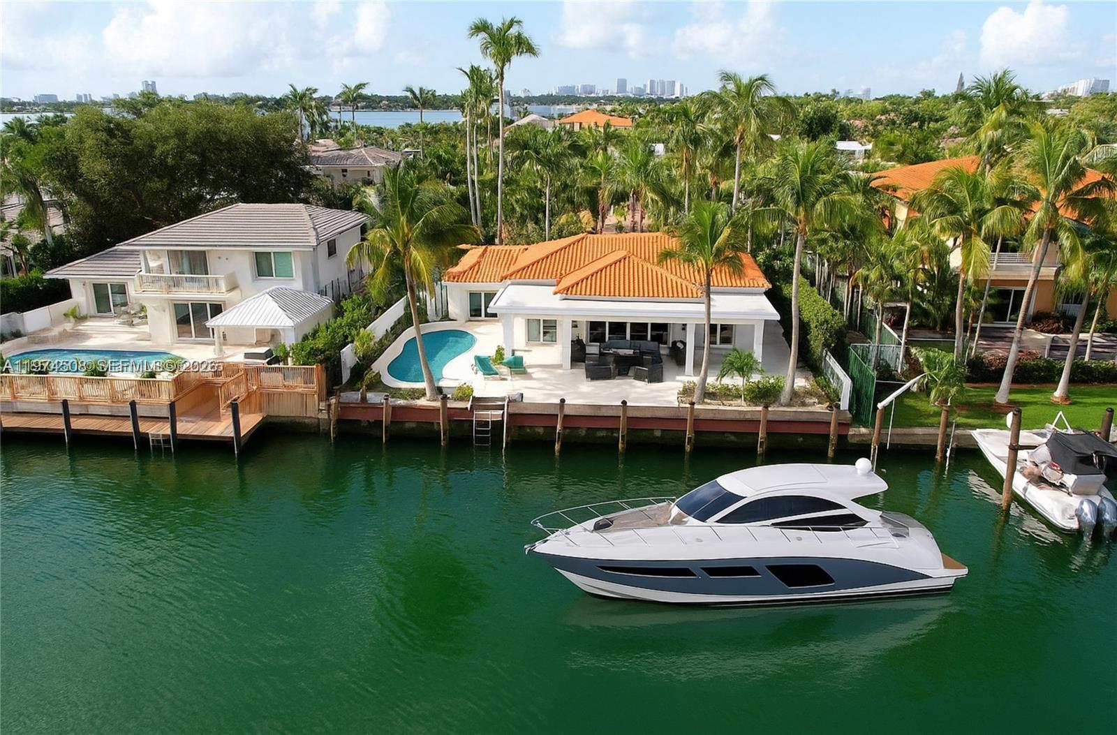 KEYSTONE ISLAND - Residential