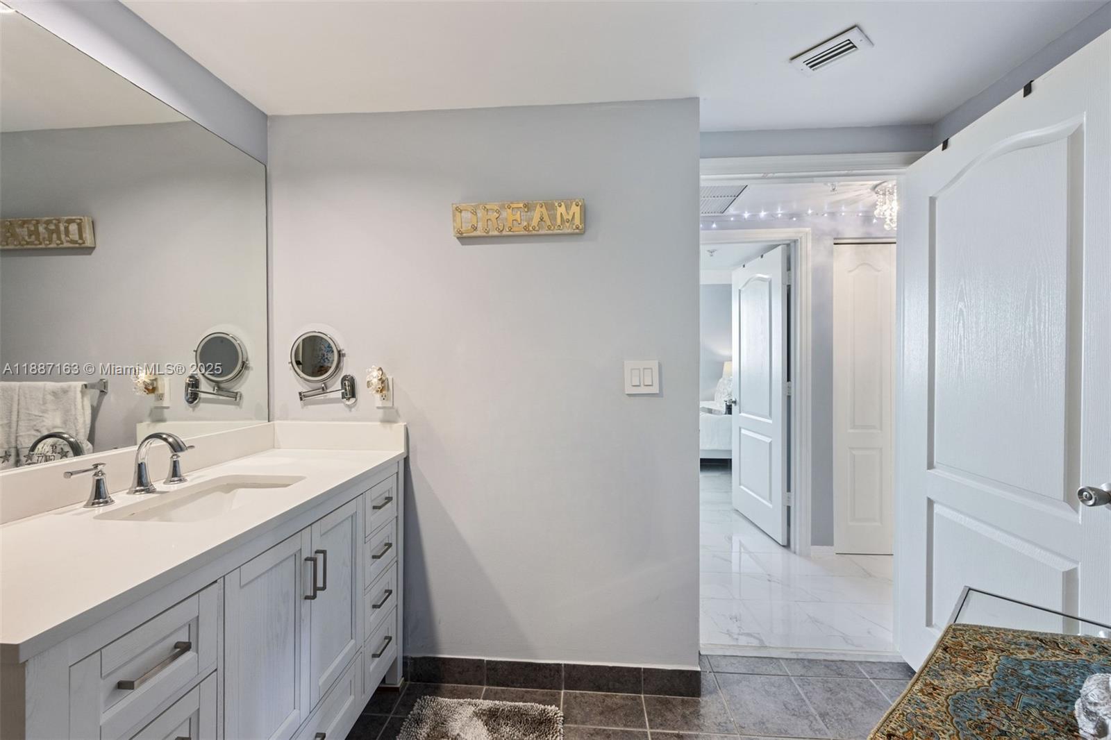 WAVERLY AT LAS OLAS CONDO - Residential Lease