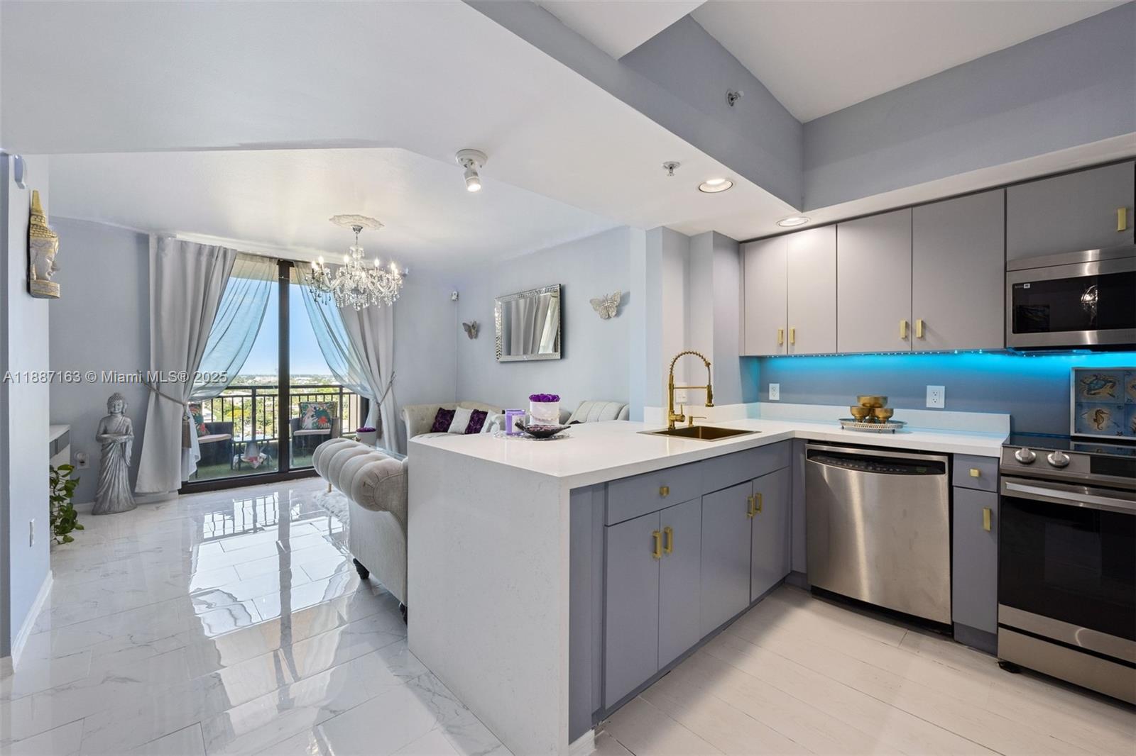 WAVERLY AT LAS OLAS CONDO - Residential Lease