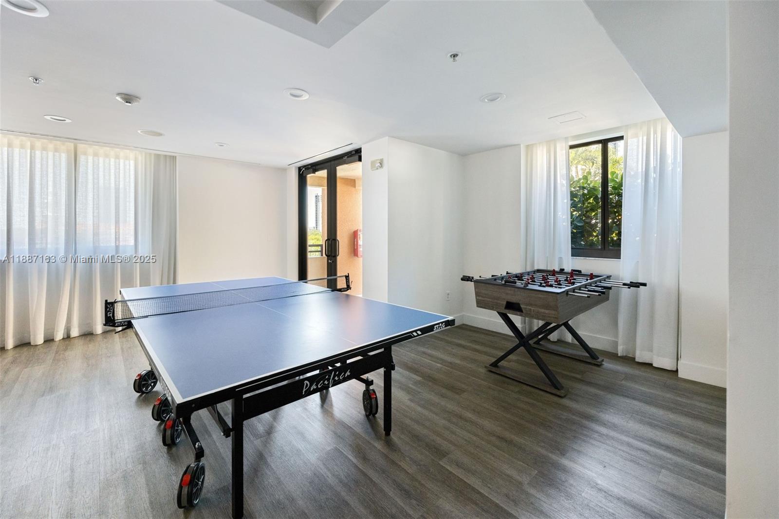 WAVERLY AT LAS OLAS CONDO - Residential Lease