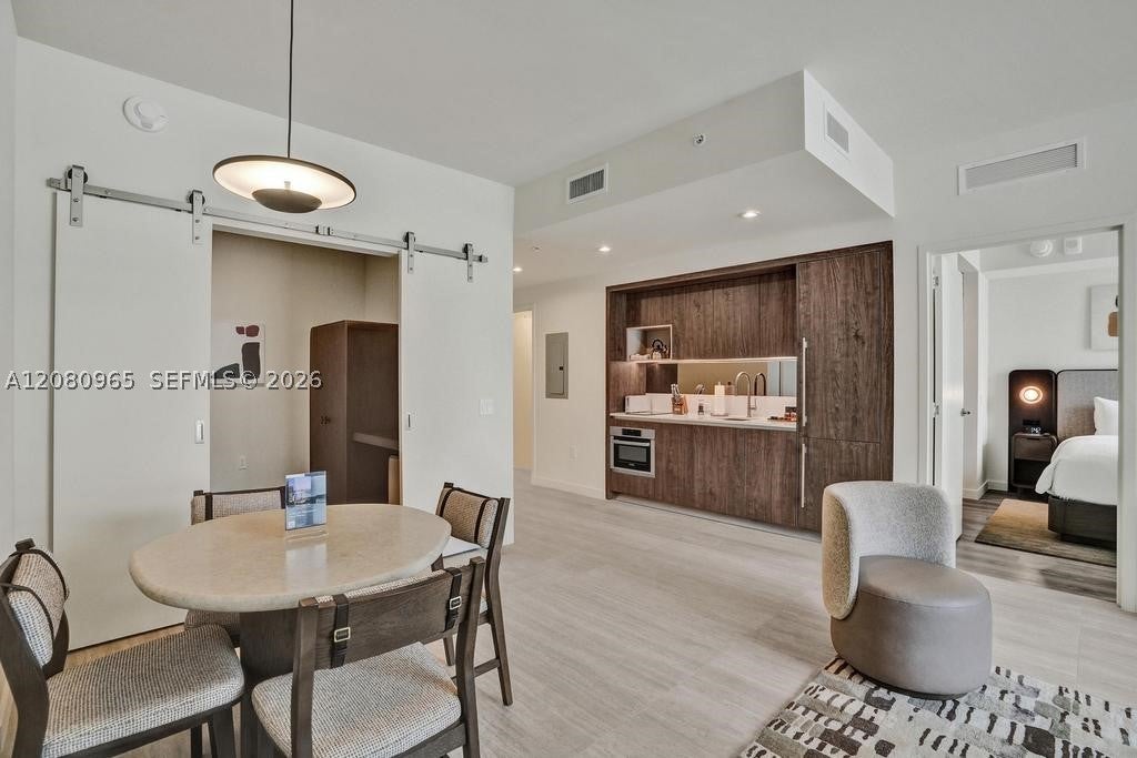 1611 SW 2nd Ave 402, Miami, FL, 33129 3 1611 SW 2nd Ave 402