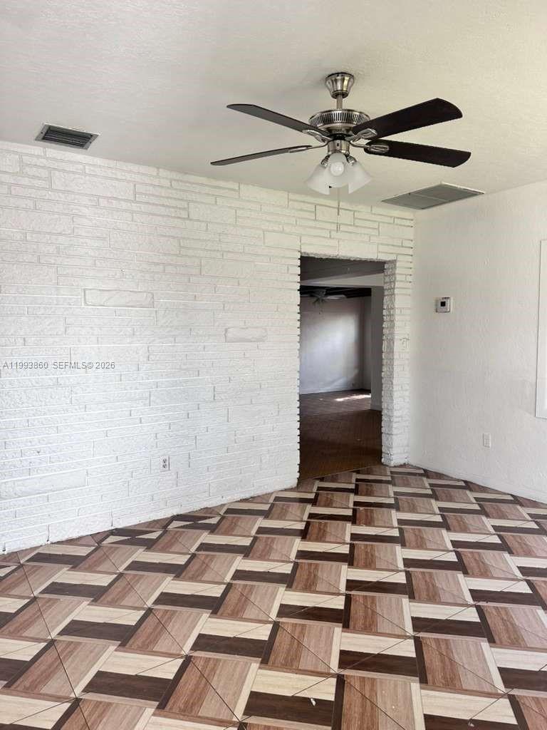 BRANDON PARK SEC A - Residential Lease