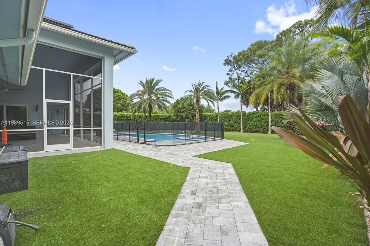 IRONHORSE PAR F - Residential