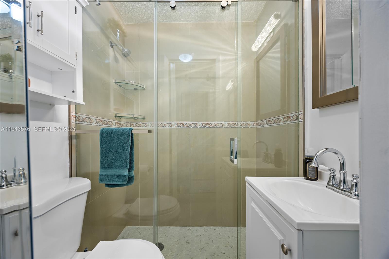 OLD CUTLER COVE - Residential