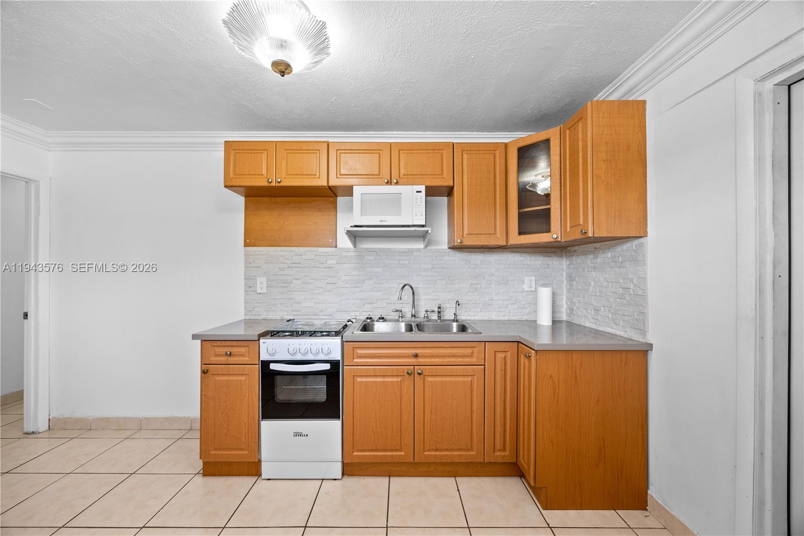 OLD CUTLER COVE - Residential