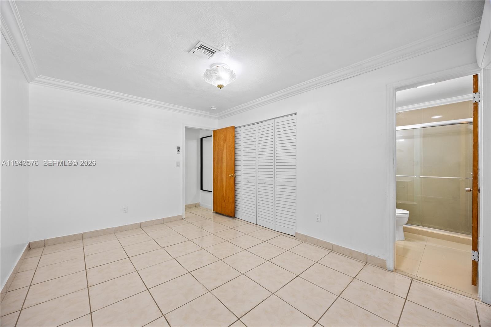 OLD CUTLER COVE - Residential