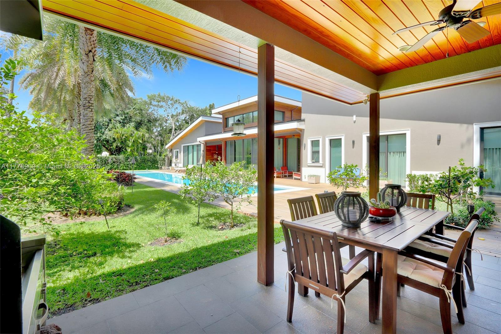 MIAMI SHORES SEC 1 AMD - Residential