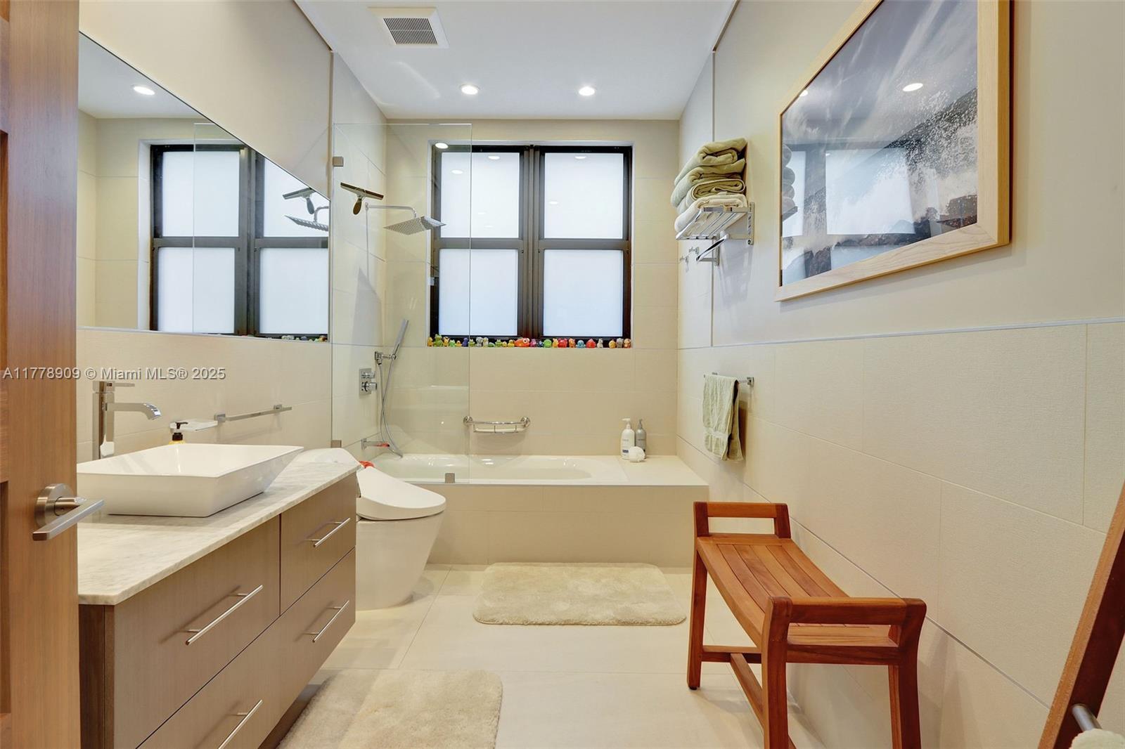 MIAMI SHORES SEC 1 AMD - Residential