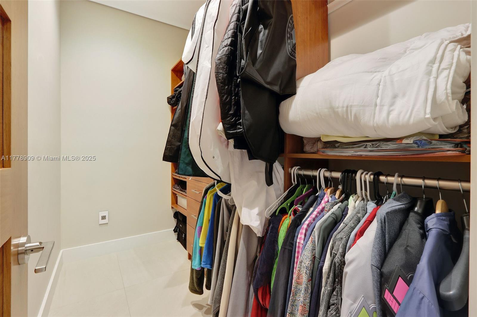 MIAMI SHORES SEC 1 AMD - Residential