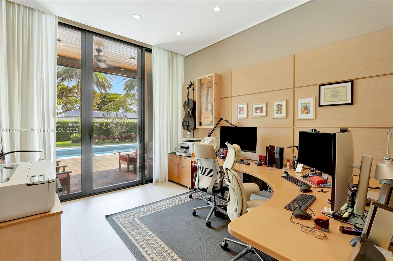 MIAMI SHORES SEC 1 AMD - Residential