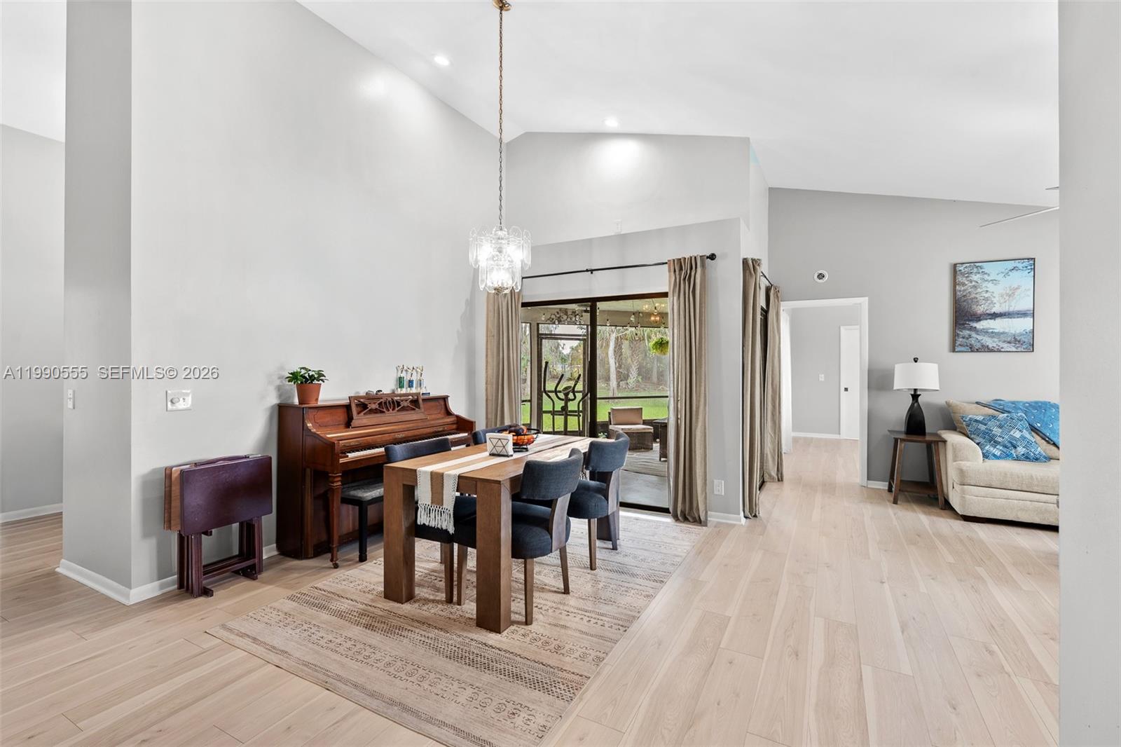 BAY WINDS 3 - Residential