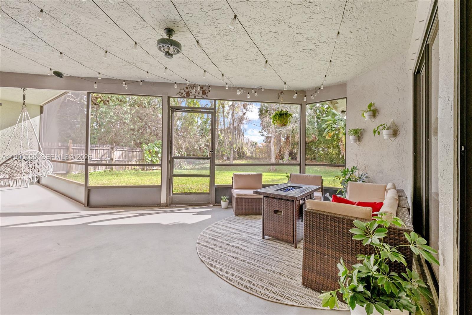 BAY WINDS 3 - Residential