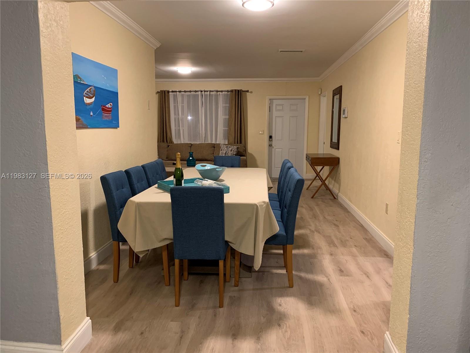 BELL GARDENS - Residential Lease