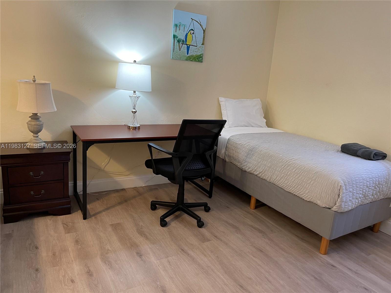 BELL GARDENS - Residential Lease