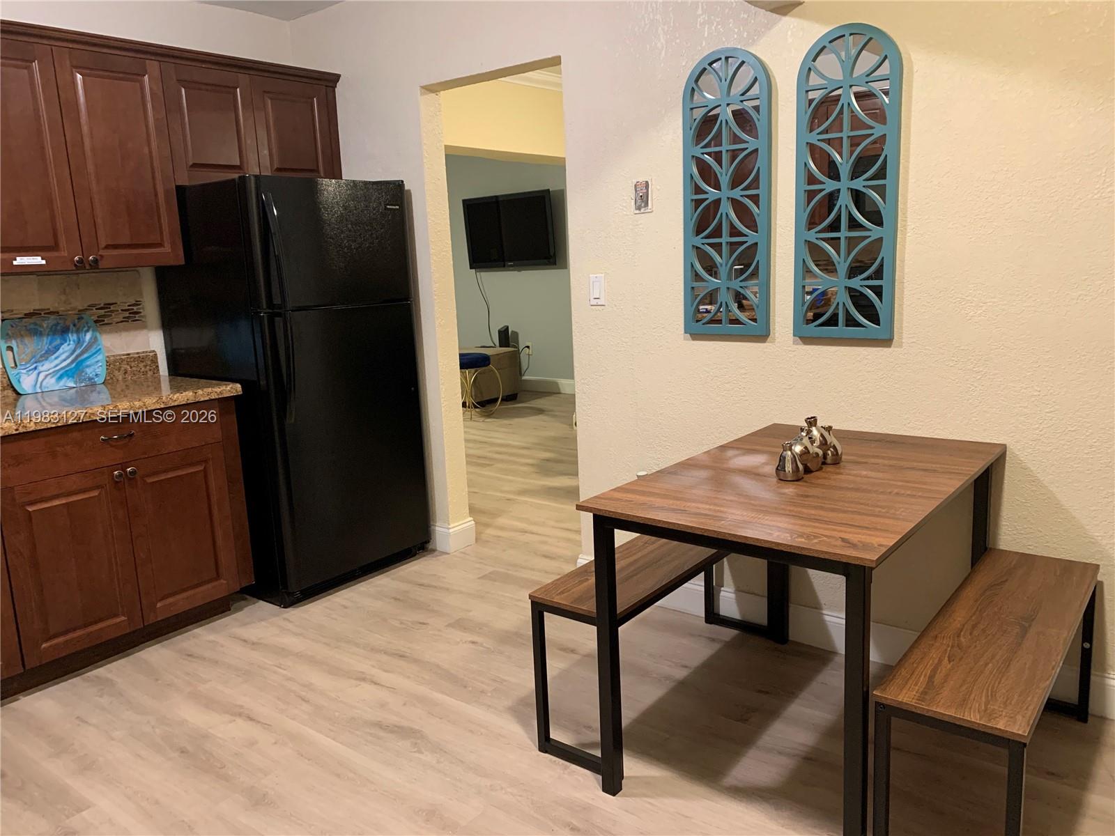 BELL GARDENS - Residential Lease