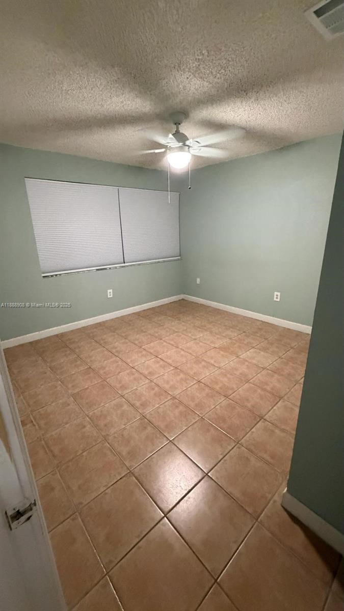 TENNIS VIEW CONDO PH I - Residential Lease